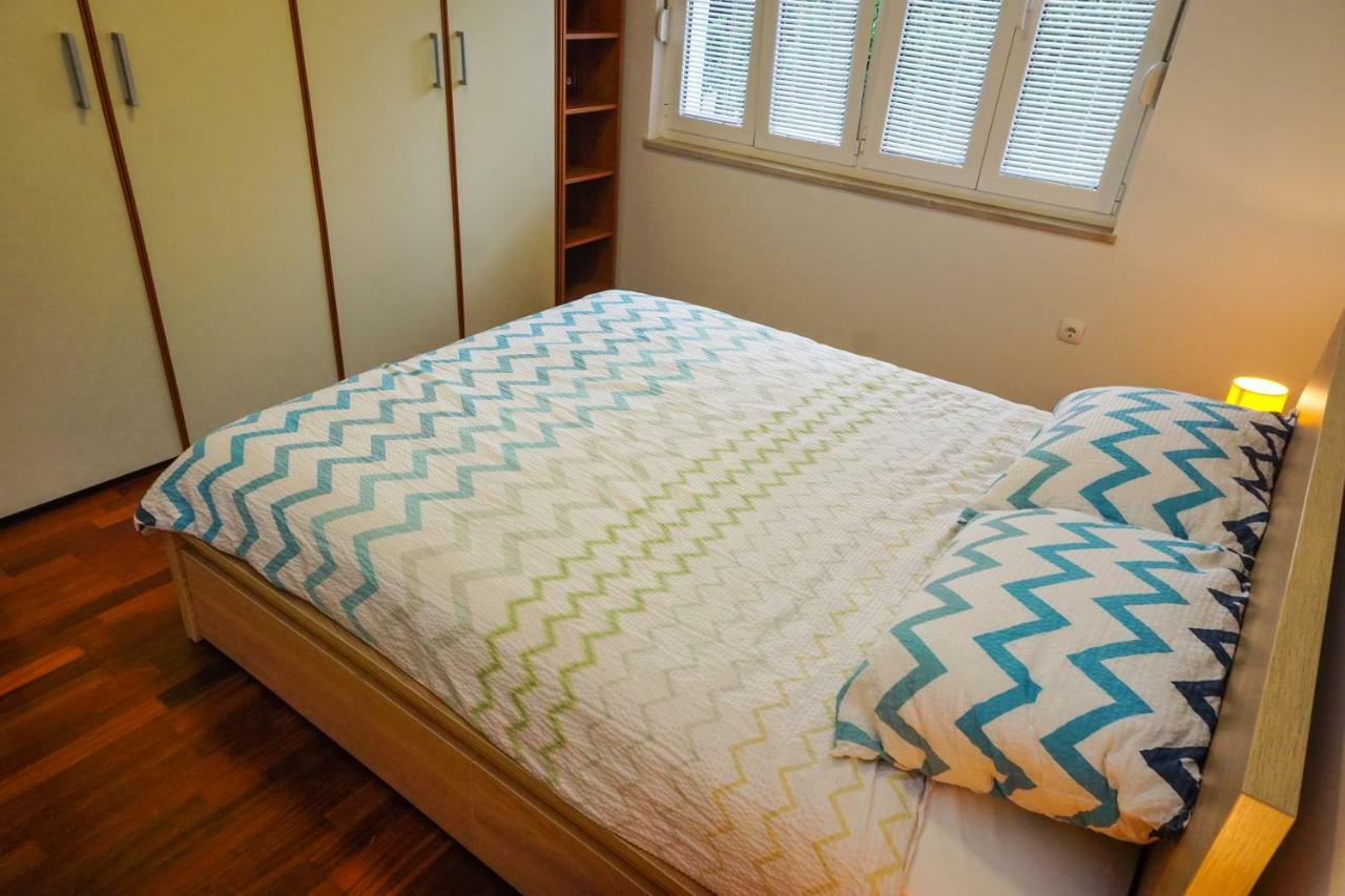 Gru Apartament